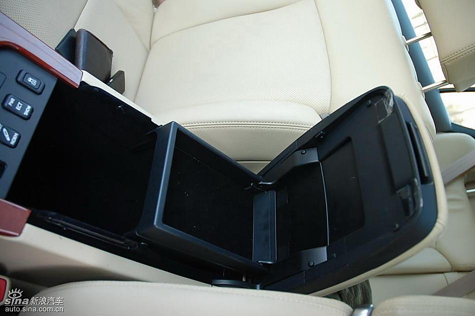 雷克萨斯GS460内饰