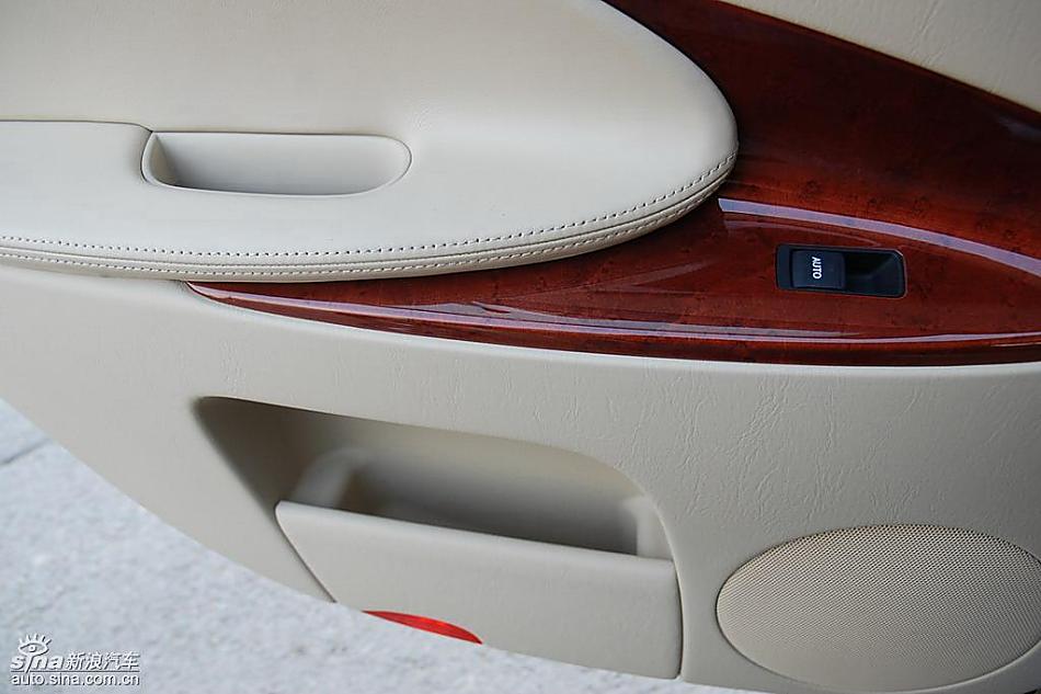 雷克萨斯GS460内饰