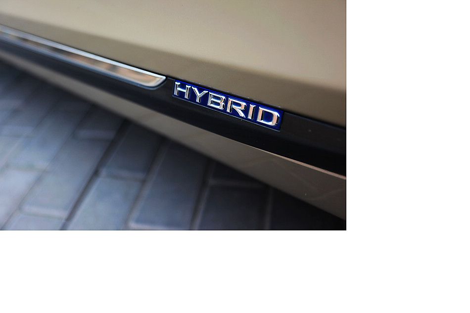 雷克萨斯GS450h外观图片