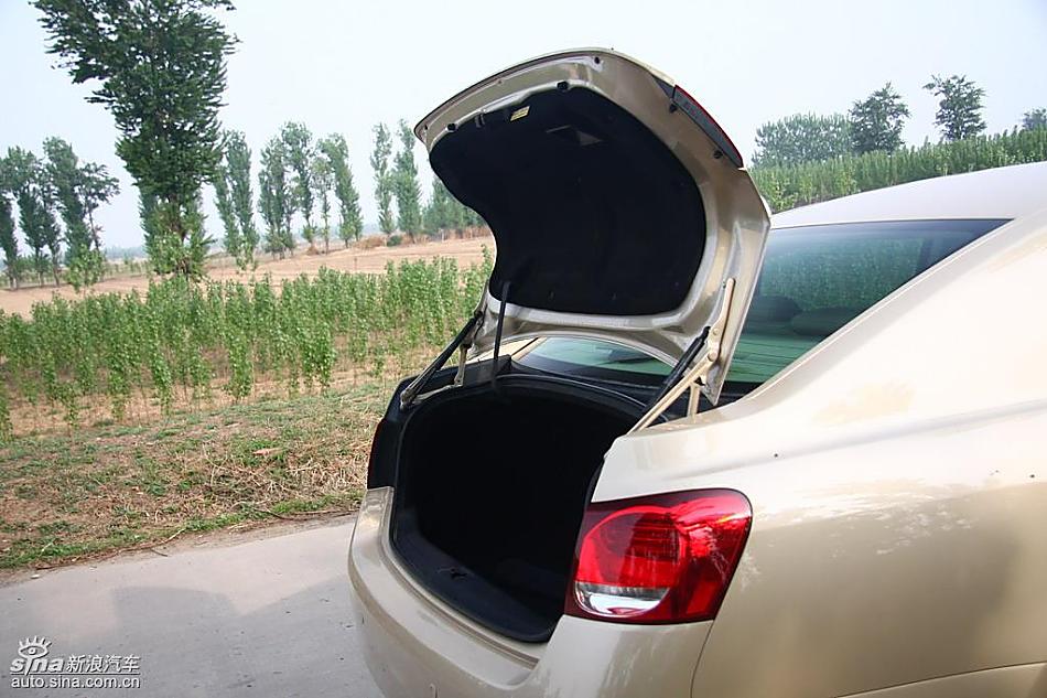雷克萨斯GS460试驾实拍图细节与其他