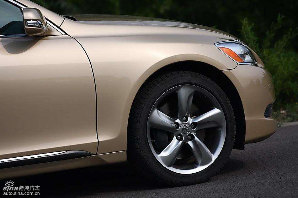 雷克萨斯GS460试驾实拍图