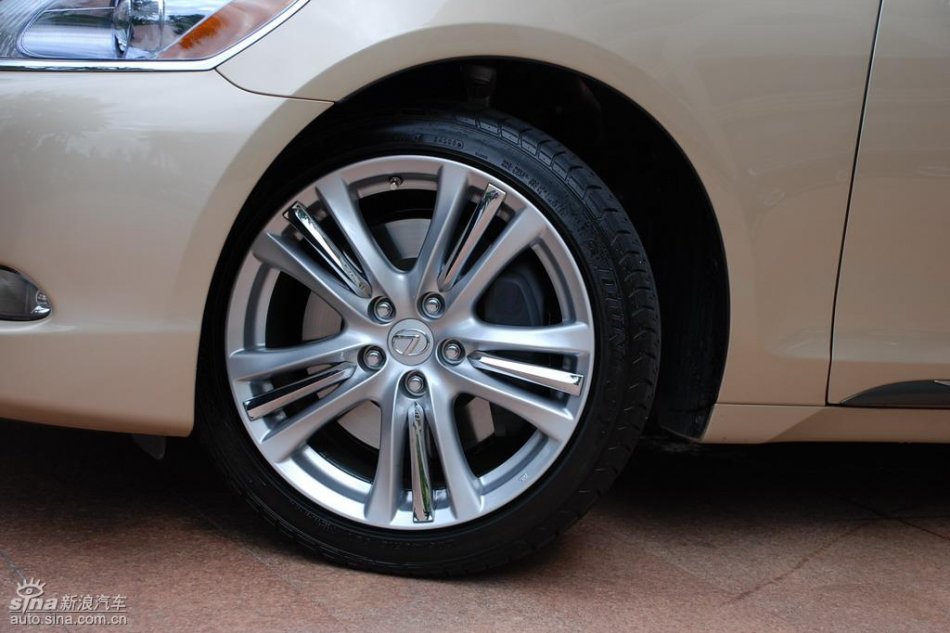 雷克萨斯GS450h外观实拍图