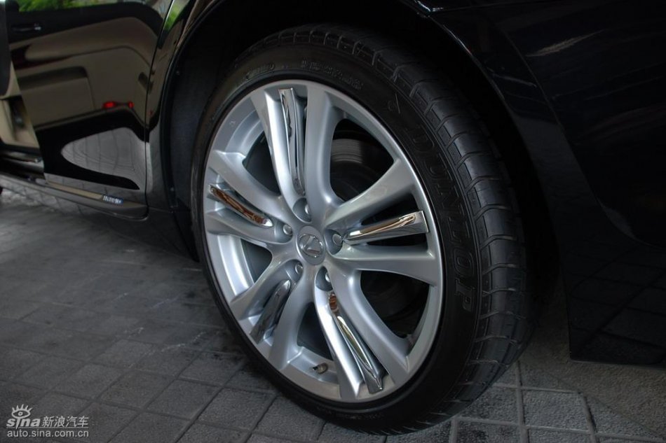 雷克萨斯GS450h外观实拍图