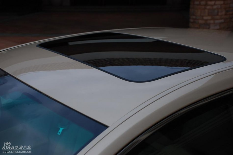 雷克萨斯GS450h外观实拍图