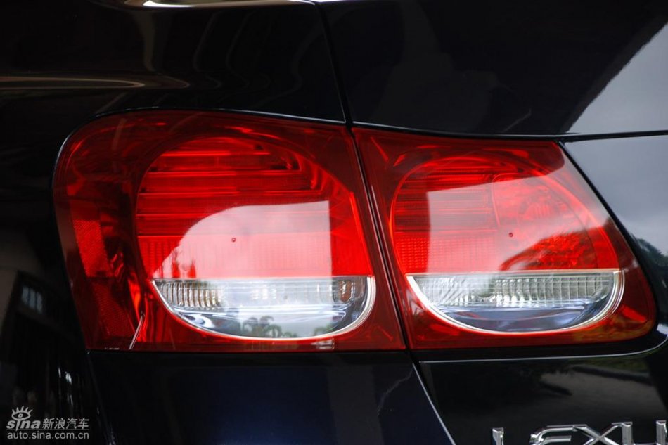 雷克萨斯GS450h外观实拍图