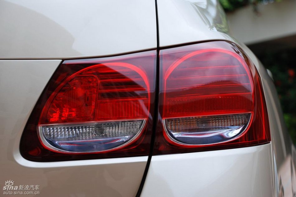 雷克萨斯GS450h外观实拍图