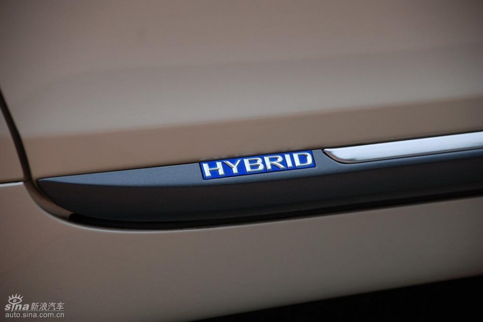 雷克萨斯GS450h外观实拍图
