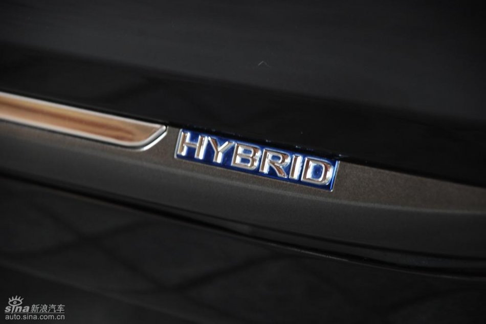 雷克萨斯GS450h外观实拍图