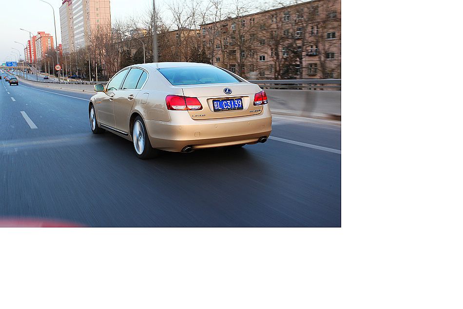雷克萨斯GS450h动态外观图片