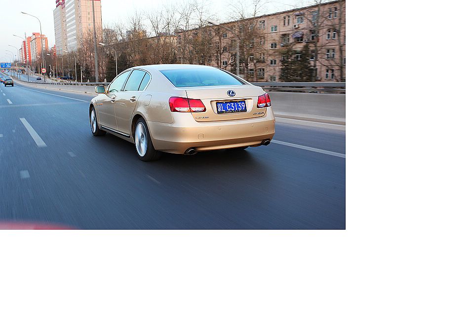 雷克萨斯GS450h动态外观图片
