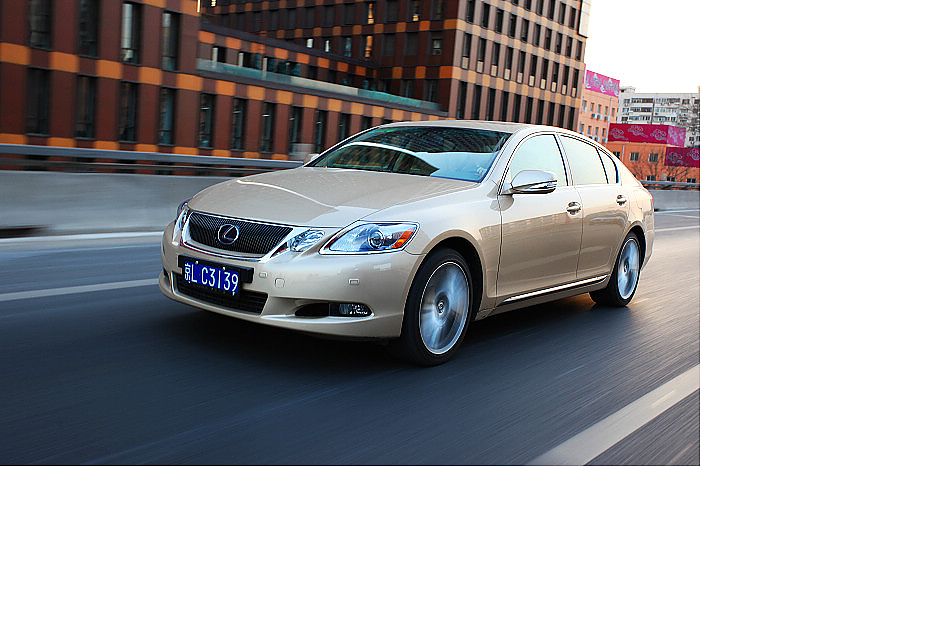 雷克萨斯GS450h动态外观图片