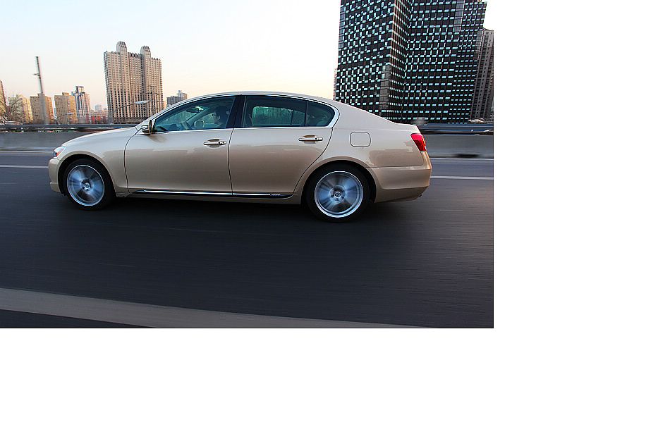 雷克萨斯GS450h动态外观图片