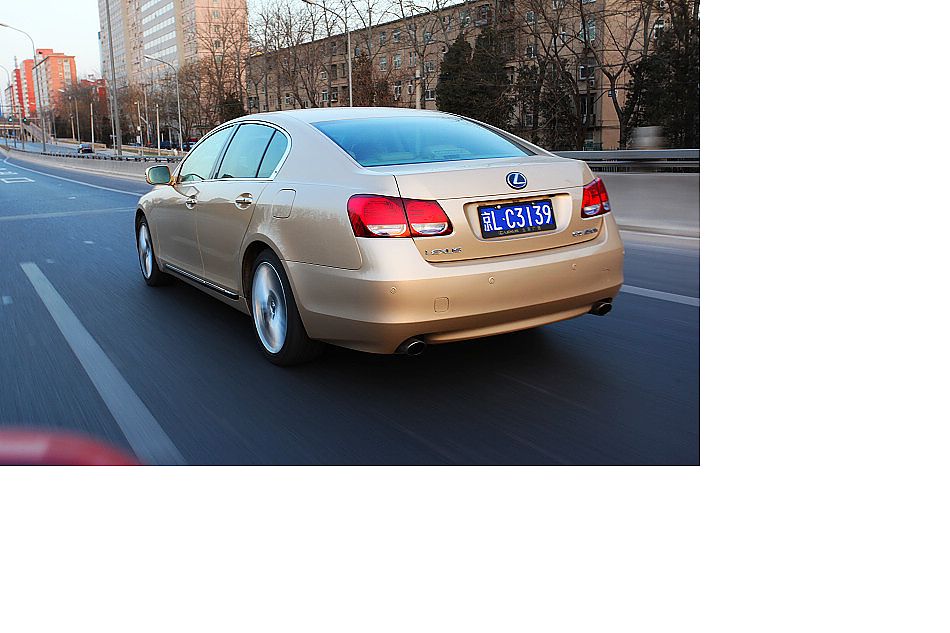 雷克萨斯GS450h动态外观图片