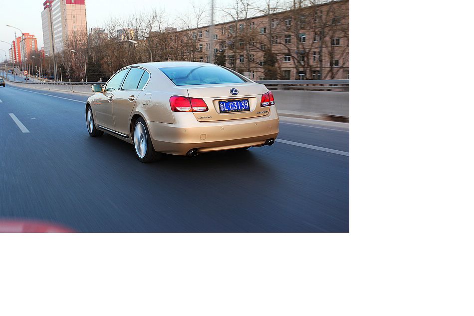 雷克萨斯GS450h动态外观图片