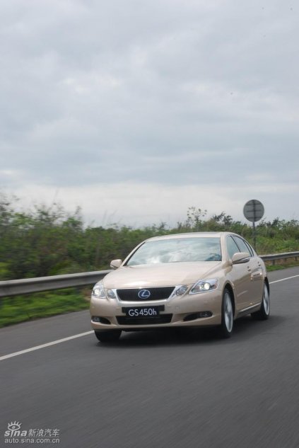 雷克萨斯GS450h动态实拍