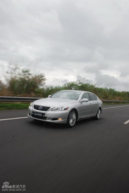 雷克萨斯GS450h动态实拍