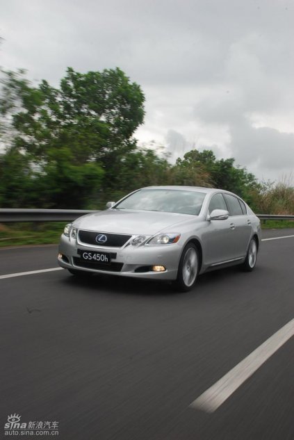 雷克萨斯GS450h动态实拍
