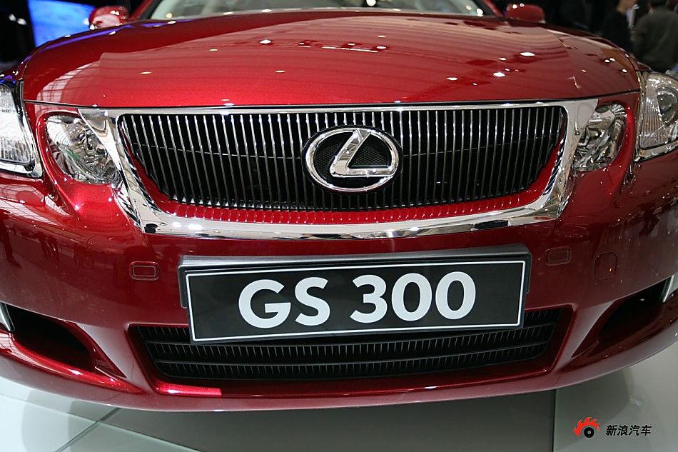雷克萨斯GS300