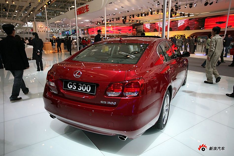 雷克萨斯GS300