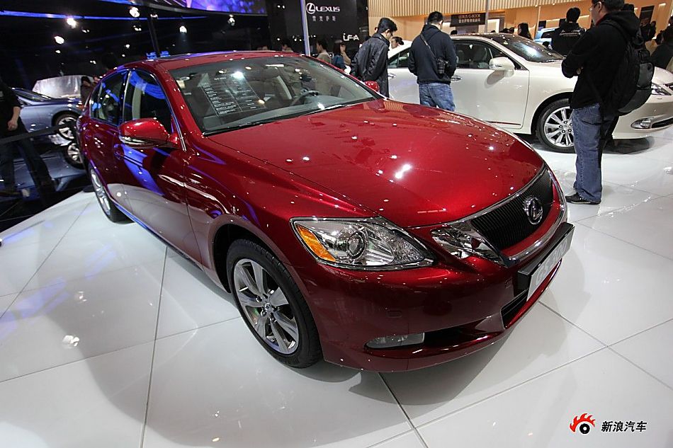 雷克萨斯GS300