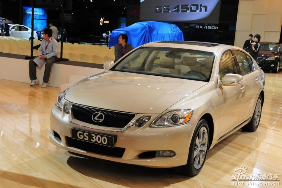 雷克萨斯GS300