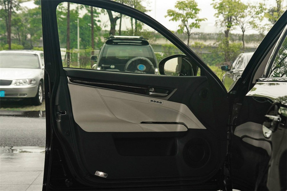 ׿˹GS250 2012 2.5L AT ռ