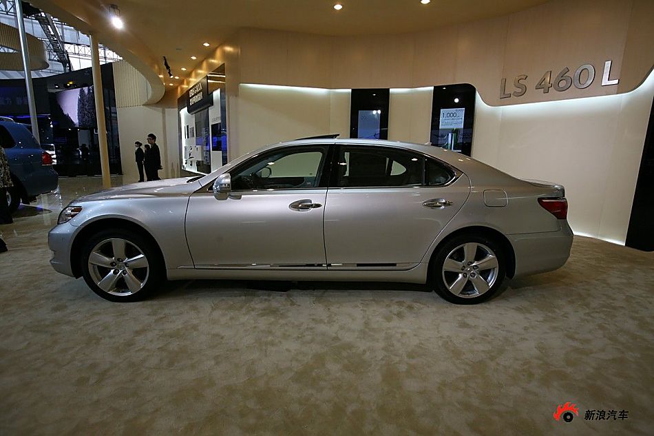 雷克萨斯LS460h