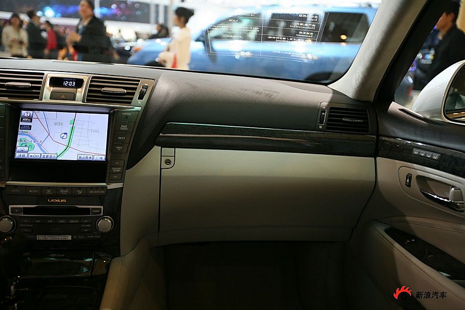 雷克萨斯LS460h