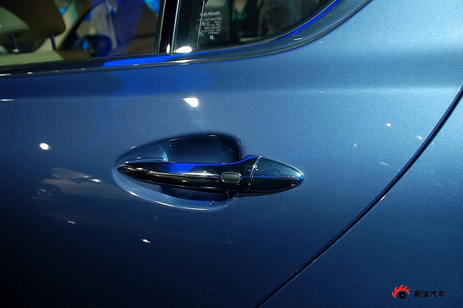 雷克萨斯LS600HL