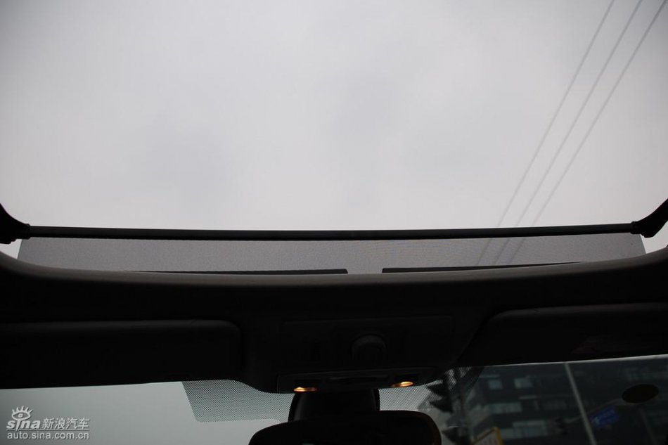 雷诺拉古娜内饰实拍图