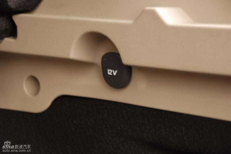 雷诺拉古娜内饰实拍图