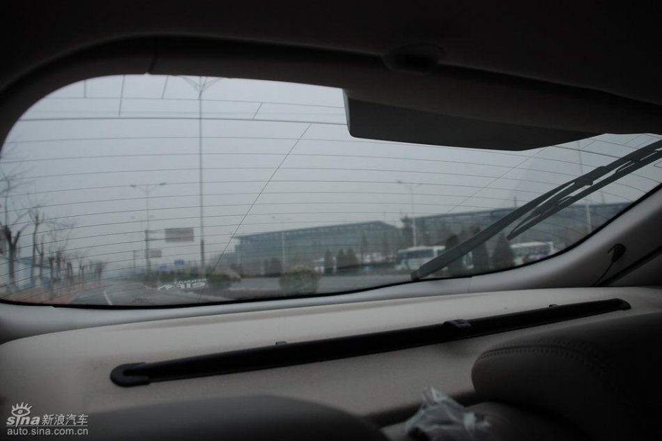 雷诺拉古娜内饰实拍图