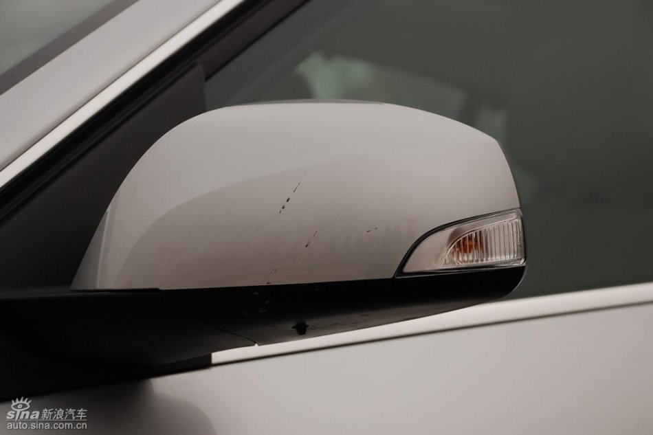 雷诺拉古娜外观实拍图