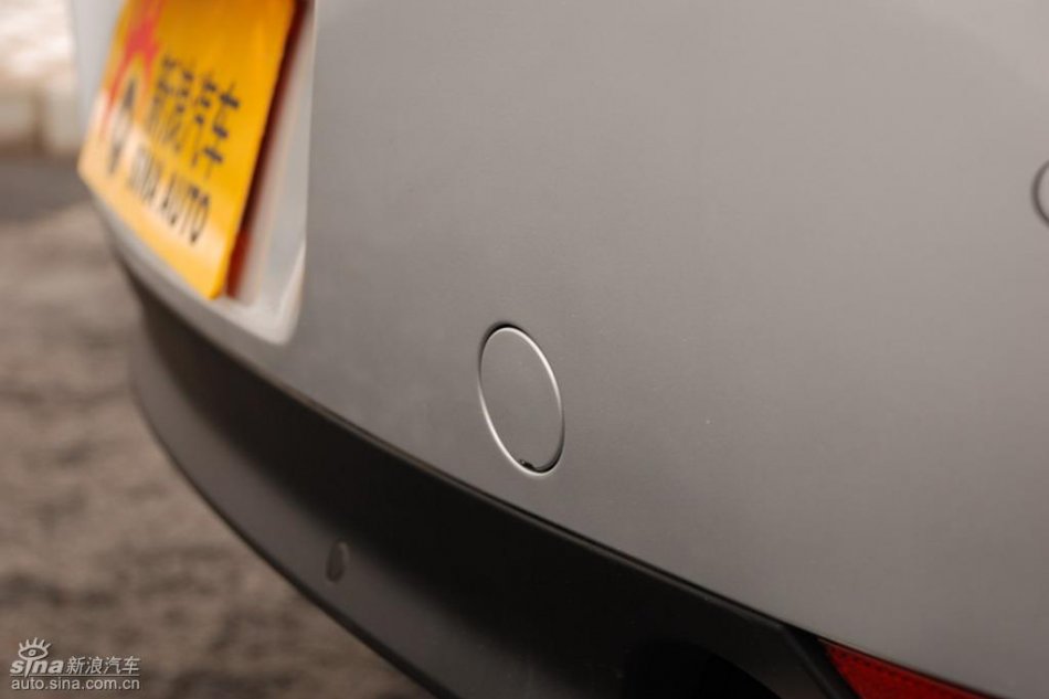 雷诺拉古娜外观实拍图