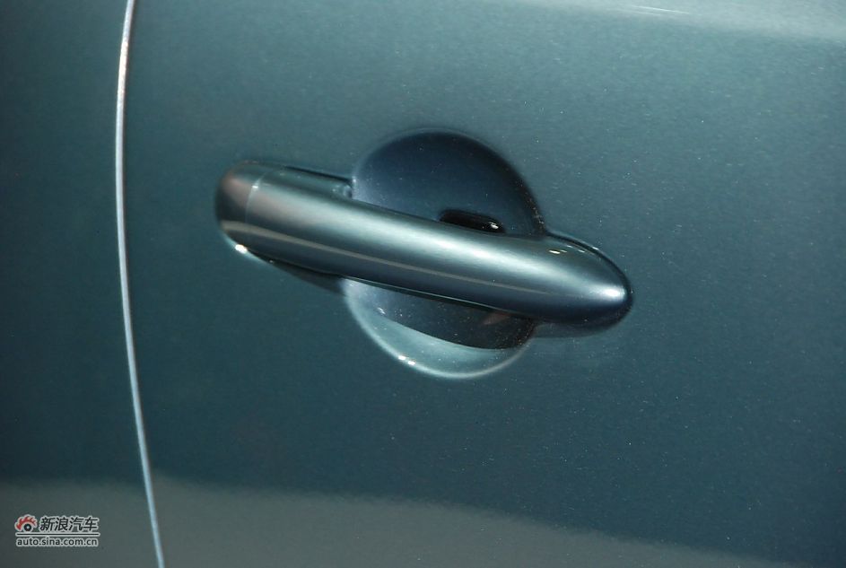 雷诺拉古那古贝