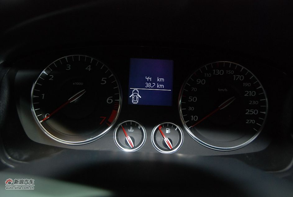 雷诺拉古那古贝