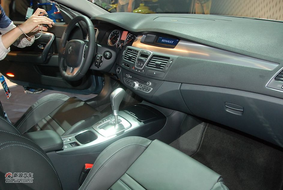 雷诺拉古那古贝