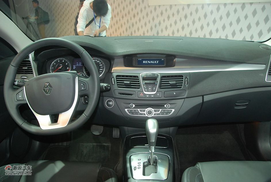 雷诺拉古那古贝