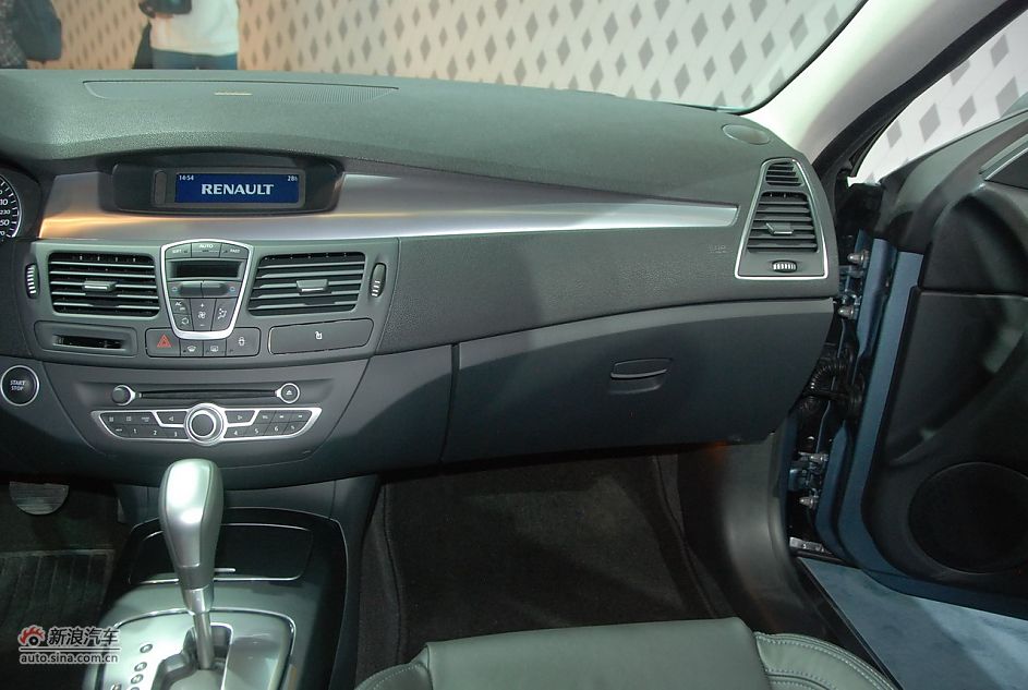 雷诺拉古那古贝