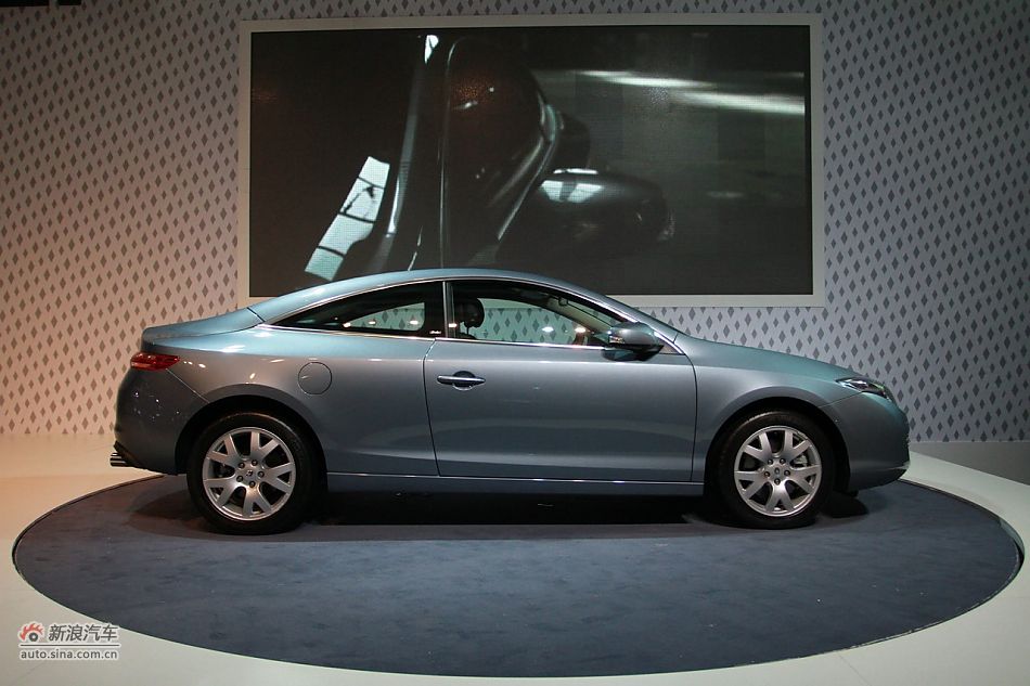 雷诺拉古那古贝