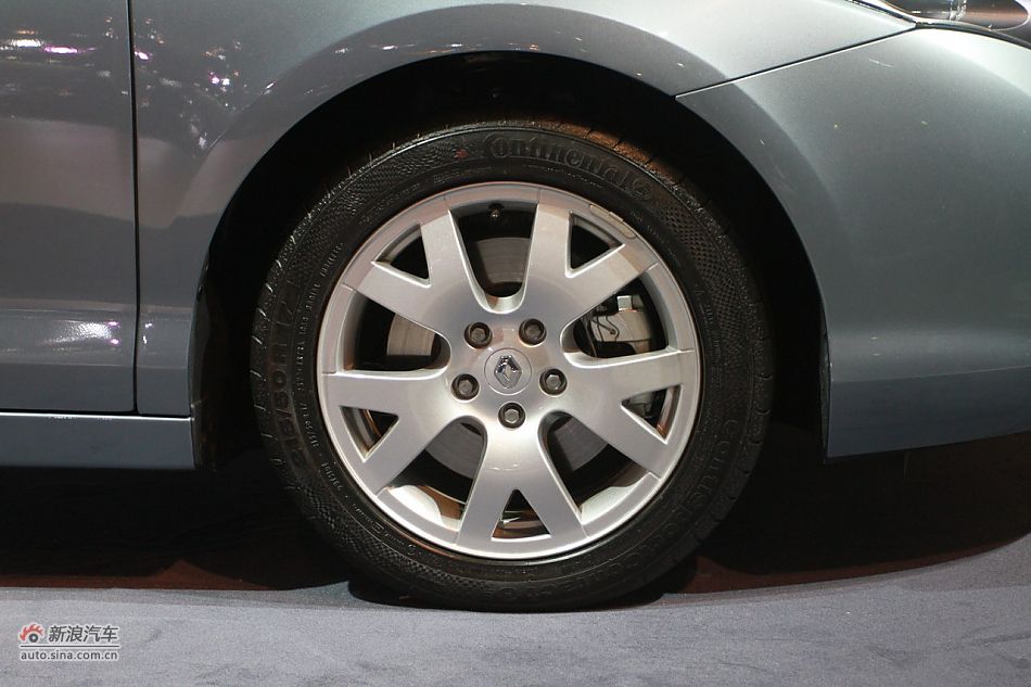 雷诺拉古那古贝