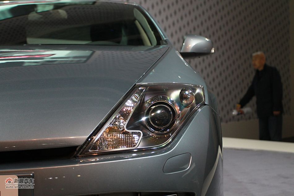 雷诺拉古那古贝