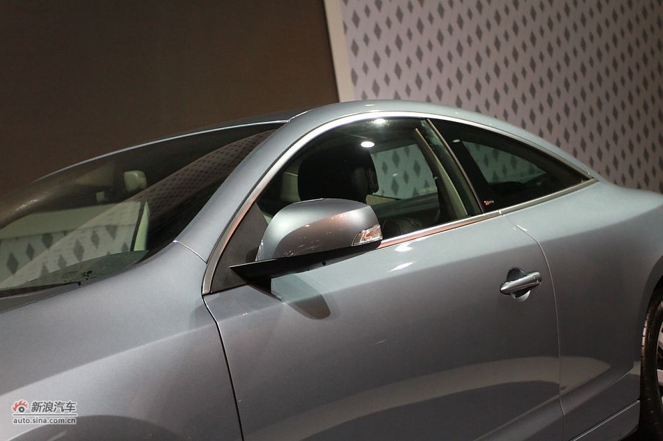 雷诺拉古那古贝