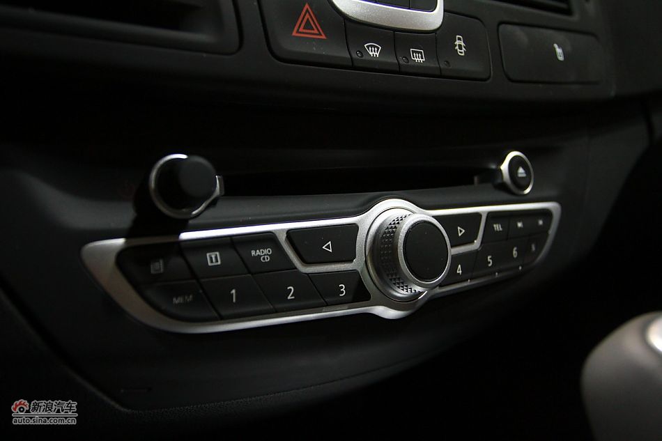 雷诺拉古那古贝