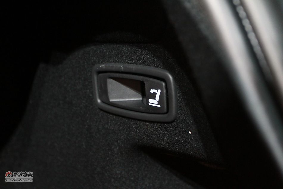 雷诺拉古那古贝