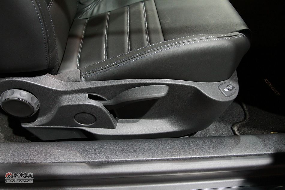 雷诺拉古那古贝