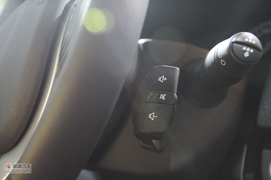 雷诺拉古那古贝