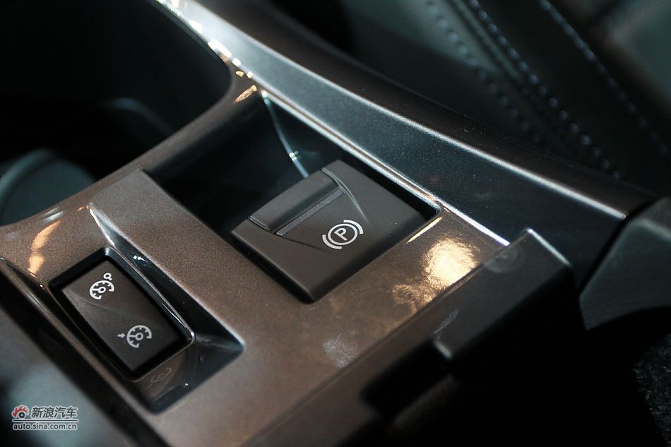 雷诺拉古那古贝