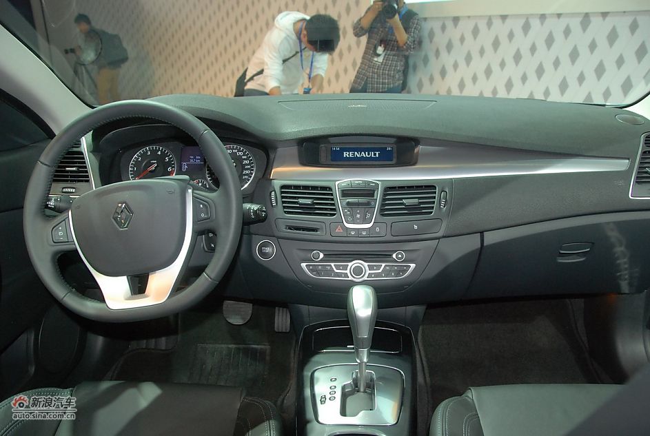 雷诺拉古那古贝