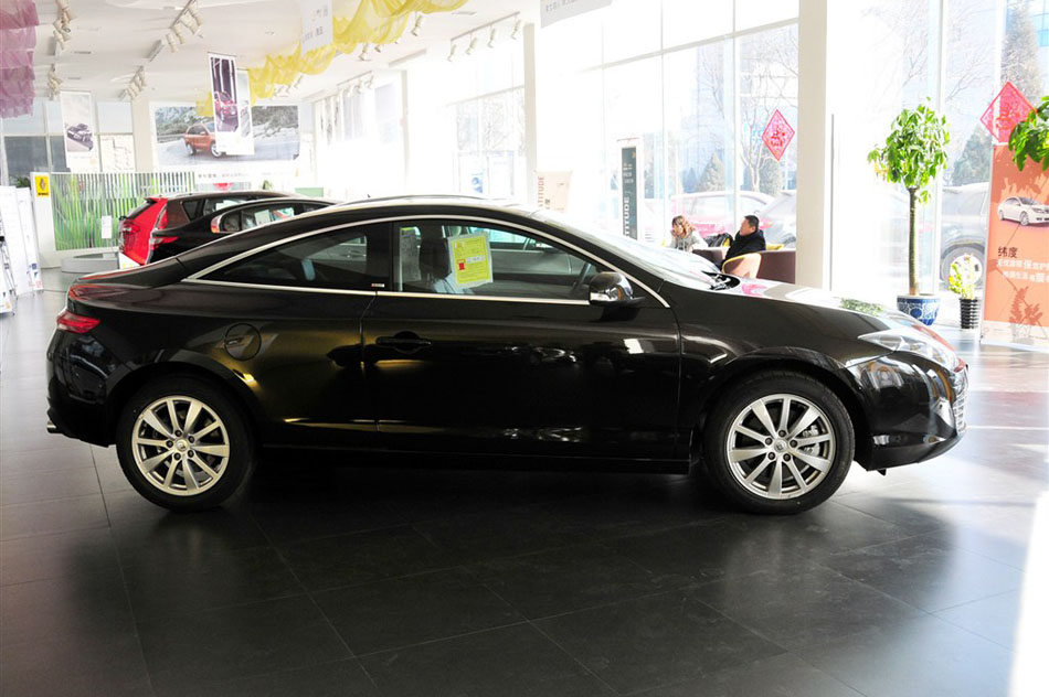 2012款 古贝2.0T 豪华导航版 外观